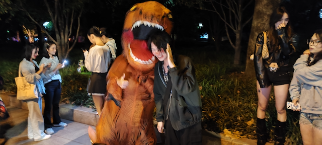 instantly image